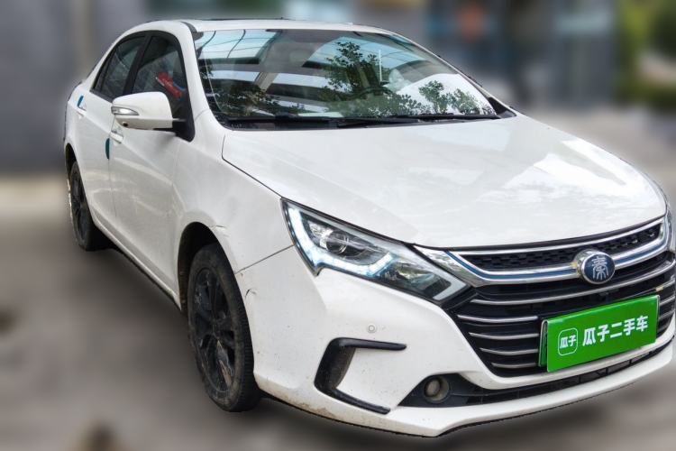 Used BYD Qin New Energy 2017 1.5T Luxury Model Front Right 45 Deg