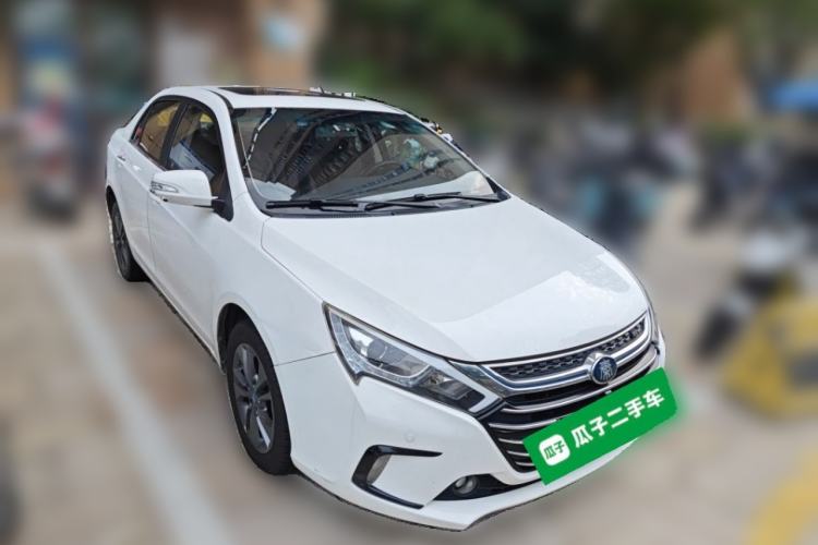 Used BYD Qin New Energy 2017 1.5T Luxury Model Front Right 45 Deg