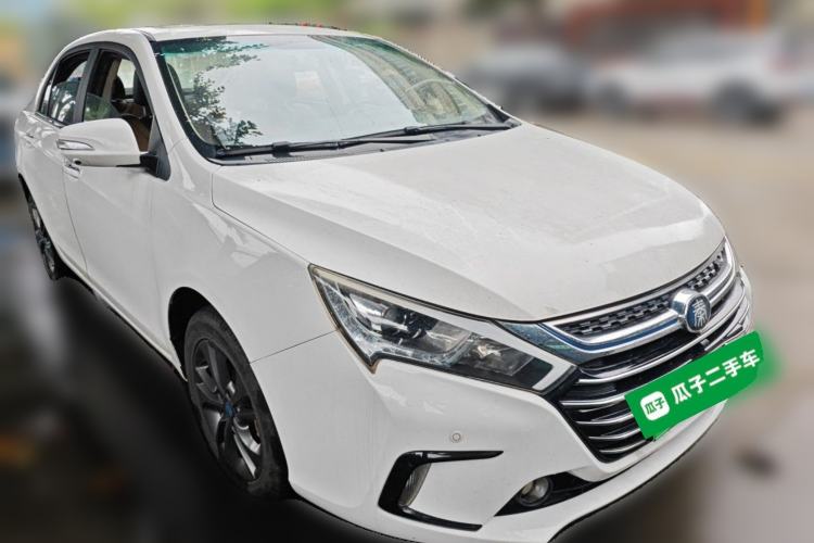 Used BYD Qin New Energy 2017 1.5T Luxury Model Front Right 45 Deg