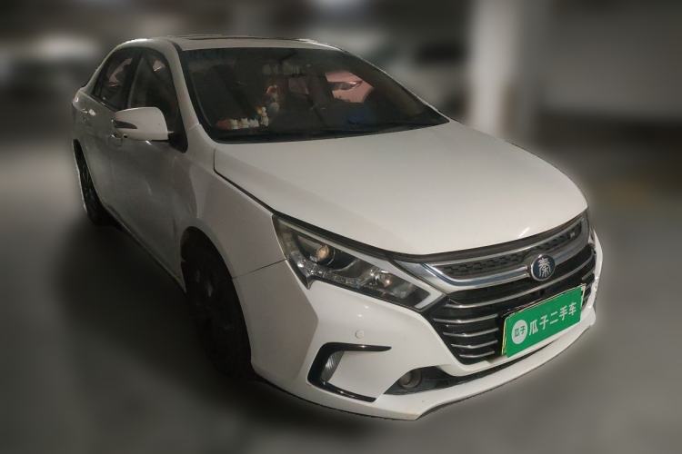 Used BYD Qin New Energy 2017 1.5T Luxury Model Front Right 45 Deg