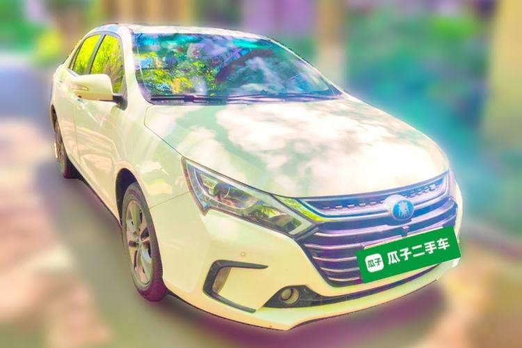 Used BYD Qin New Energy 2017 1.5T Luxury Model Front Right 45 Deg
