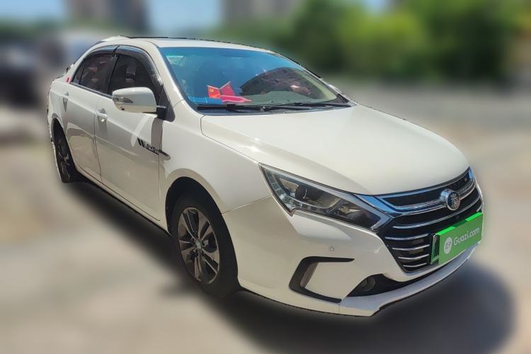Used BYD Qin New Energy 2017 1.5T Luxury Model Front Right 45 Deg