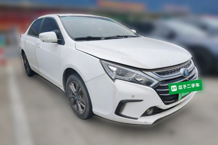 Used BYD Qin New Energy 2017 1.5T Luxury Model Front Right 45 Deg