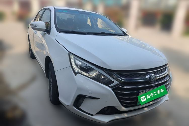 Used BYD Qin New Energy 2017 1.5T Luxury Model Front Right 45 Deg