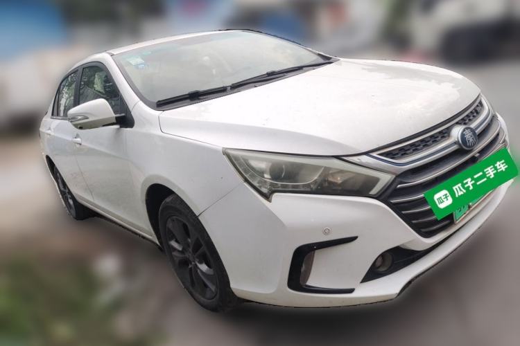 Used BYD Qin New Energy 2017 1.5T Luxury Model Front Right 45 Deg