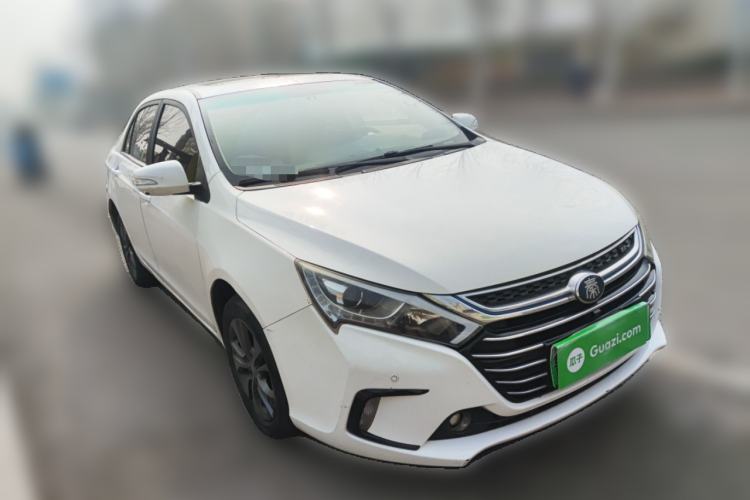 Used BYD Qin New Energy 2017 1.5T Luxury Model Front Right 45 Deg