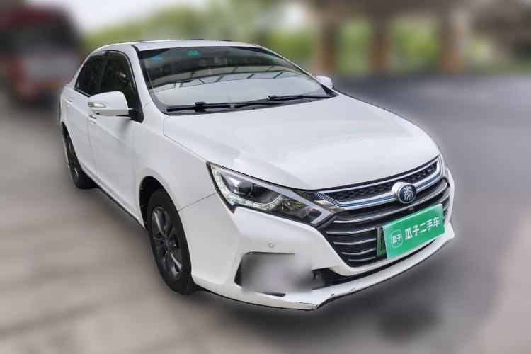 Used BYD Qin New Energy 2017 1.5T Luxury Model Front Right 45 Deg