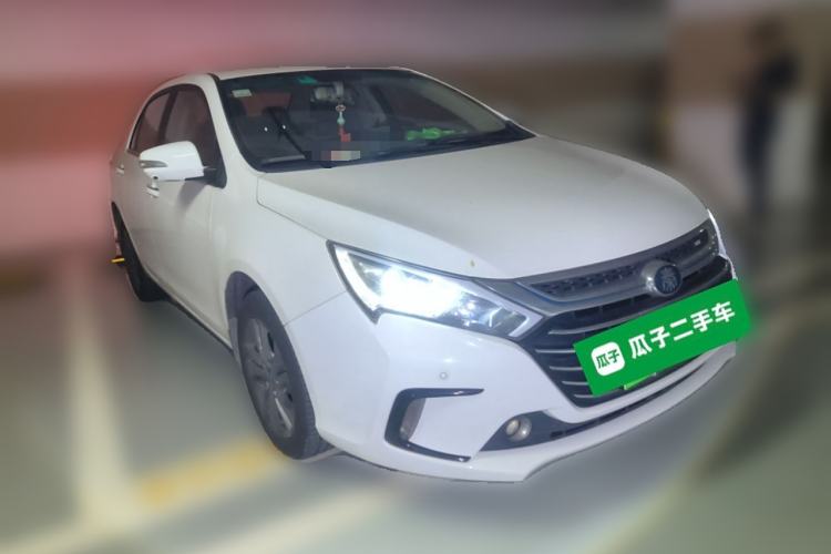 Used BYD Qin New Energy 2017 1.5T Luxury Model Front Right 45 Deg