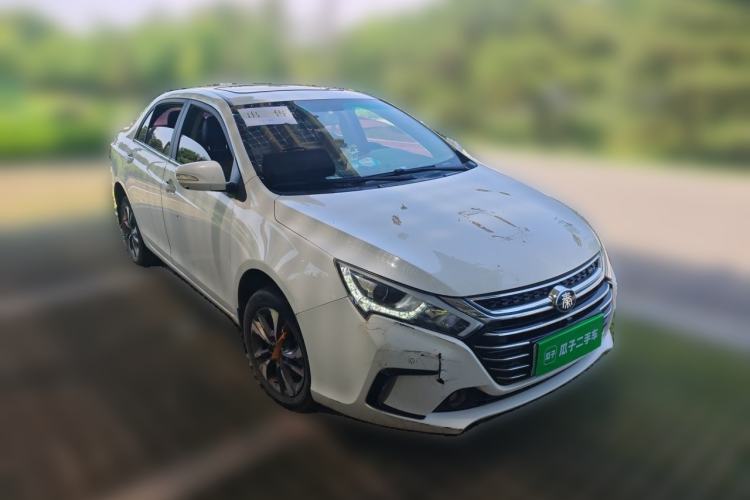 Used BYD Qin New Energy 2017 1.5T Luxury Model Front Right 45 Deg