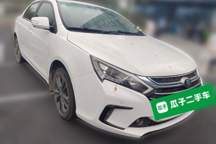 Used BYD Qin New Energy 2017 1.5T Luxury Model Front Right 45 Deg