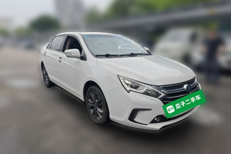 Used BYD Qin New Energy 2017 1.5T Luxury Model Front Right 45 Deg