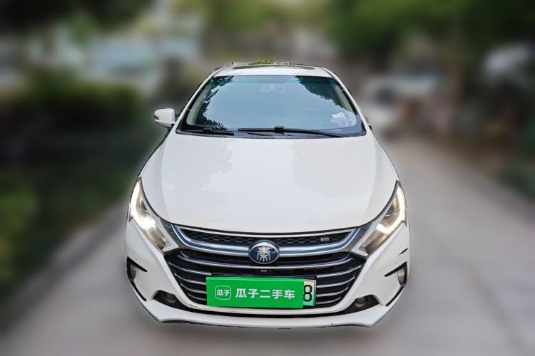 Used BYD Qin New Energy 2017 1.5T Luxury Model Front