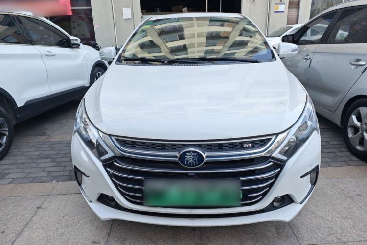 Used BYD Qin New Energy 2017 1.5T Luxury Model Front