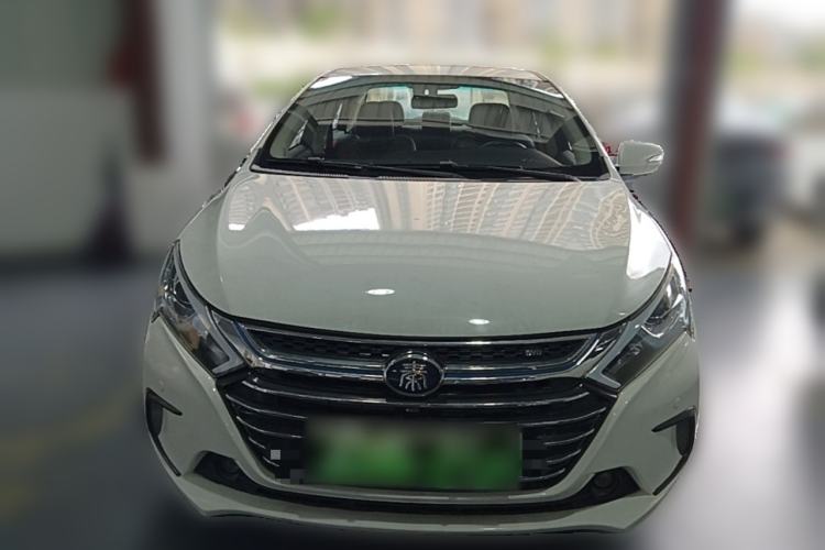 Used BYD Qin New Energy 2017 1.5T Luxury Model Front