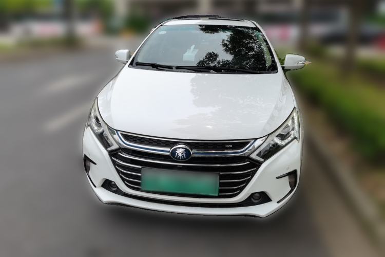 Used BYD Qin New Energy 2017 1.5T Luxury Model Front
