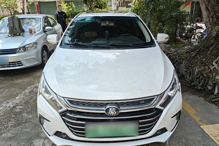 Used BYD Qin New Energy 2017 1.5T Luxury Model Front
