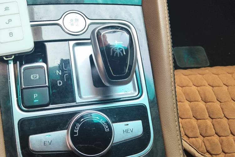 Used BYD Qin New Energy 2017 1.5T Luxury Model Gear Lever