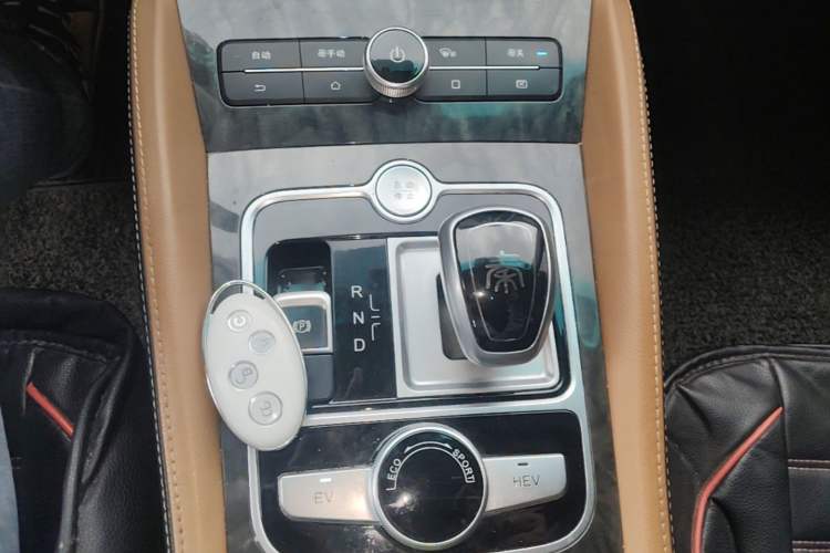 Used BYD Qin New Energy 2017 1.5T Luxury Model Gear Lever