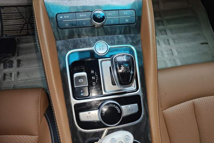 Used BYD Qin New Energy 2017 1.5T Luxury Model Gear Lever