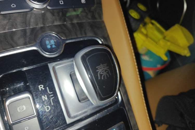 Used BYD Qin New Energy 2017 1.5T Luxury Model Gear Lever
