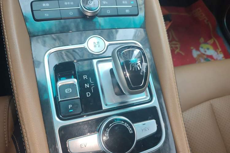Used BYD Qin New Energy 2017 1.5T Luxury Model Gear Lever