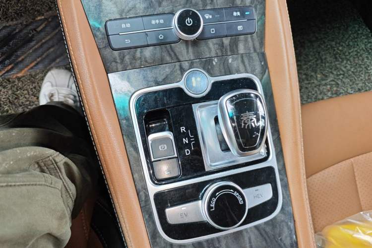 Used BYD Qin New Energy 2017 1.5T Luxury Model Gear Lever