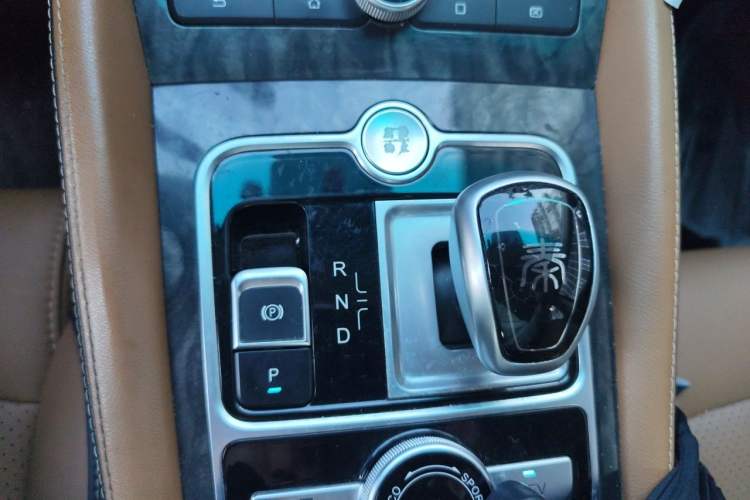 Used BYD Qin New Energy 2017 1.5T Luxury Model Gear Lever