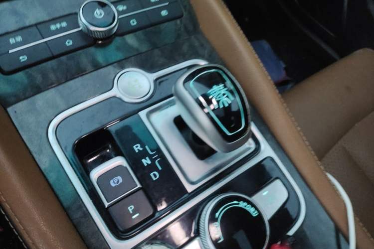 Used BYD Qin New Energy 2017 1.5T Luxury Model Gear Lever