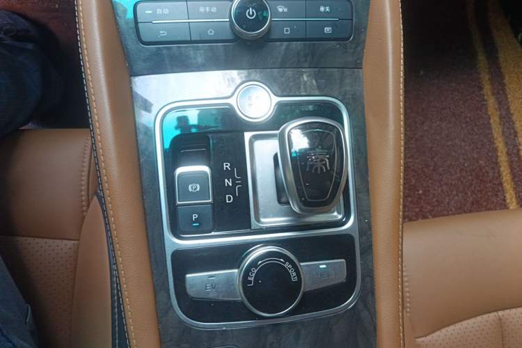 Used BYD Qin New Energy 2017 1.5T Luxury Model Gear Lever
