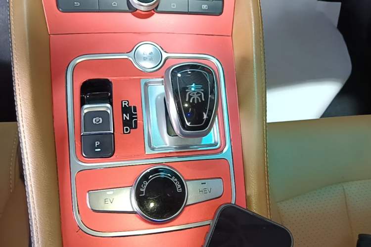 Used BYD Qin New Energy 2017 1.5T Luxury Model Gear Lever
