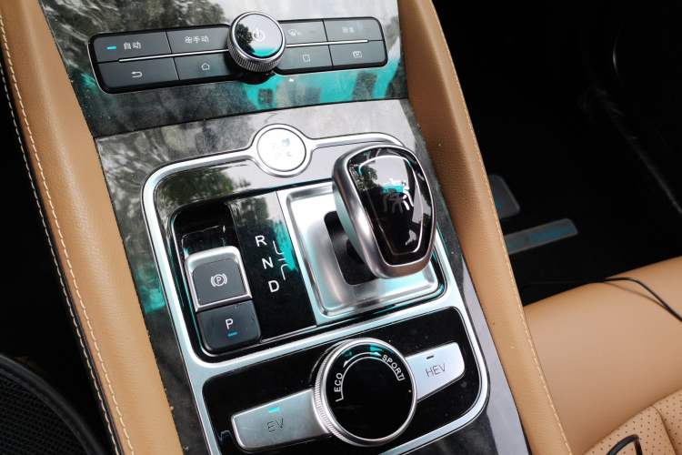 Used BYD Qin New Energy 2017 1.5T Luxury Model Gear Lever