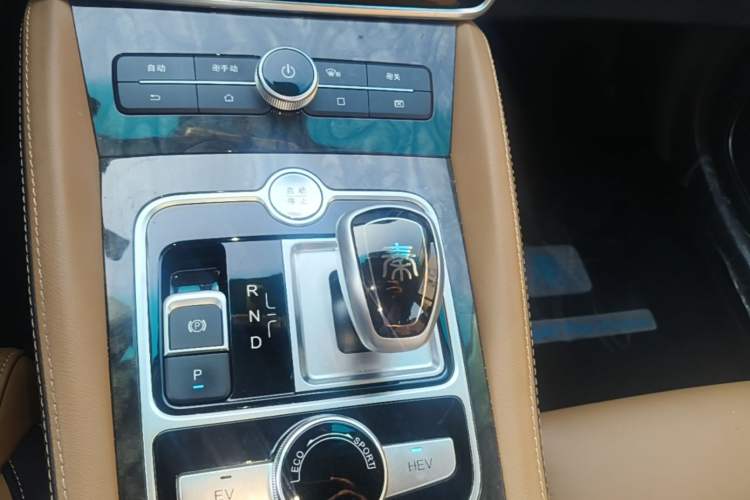 Used BYD Qin New Energy 2017 1.5T Luxury Model Gear Lever