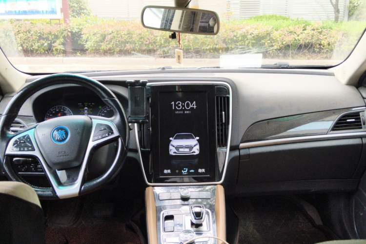 Used BYD Qin New Energy 2017 1.5T Luxury Model Headliner