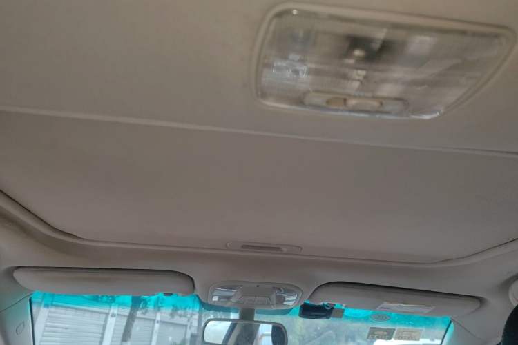 Used BYD Qin New Energy 2017 1.5T Luxury Model Headliner