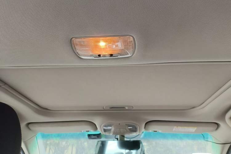 Used BYD Qin New Energy 2017 1.5T Luxury Model Headliner