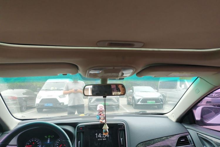 Used BYD Qin New Energy 2017 1.5T Luxury Model Headliner