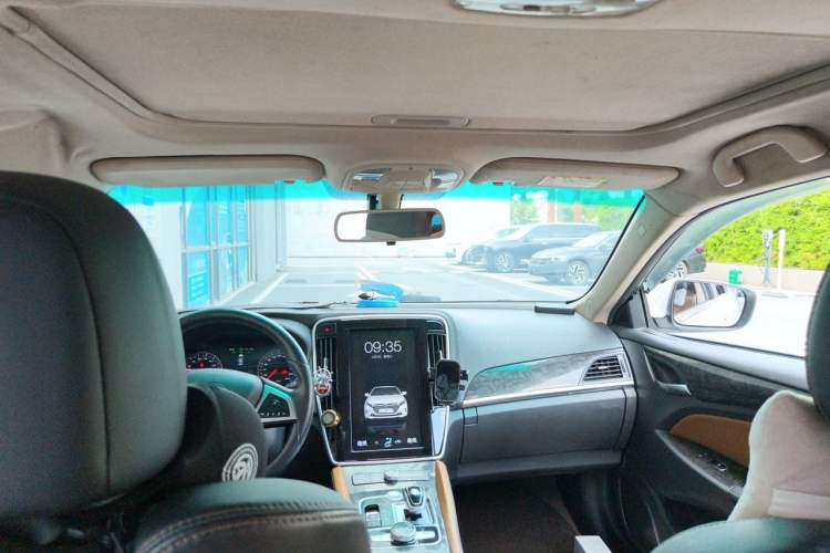 Used BYD Qin New Energy 2017 1.5T Luxury Model Headliner