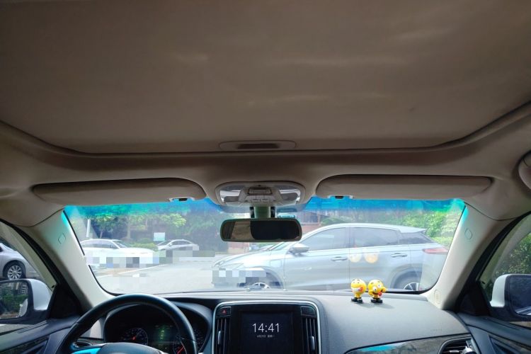Used BYD Qin New Energy 2017 1.5T Luxury Model Headliner