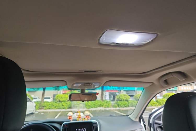 Used BYD Qin New Energy 2017 1.5T Luxury Model Headliner
