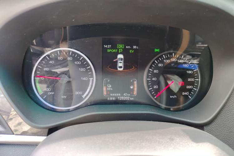 Used BYD Qin New Energy 2017 1.5T Luxury Model Instrument Cluster
