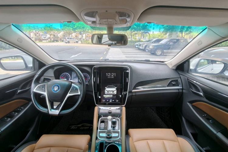 Used BYD Qin New Energy 2017 1.5T Luxury Model Interior 4