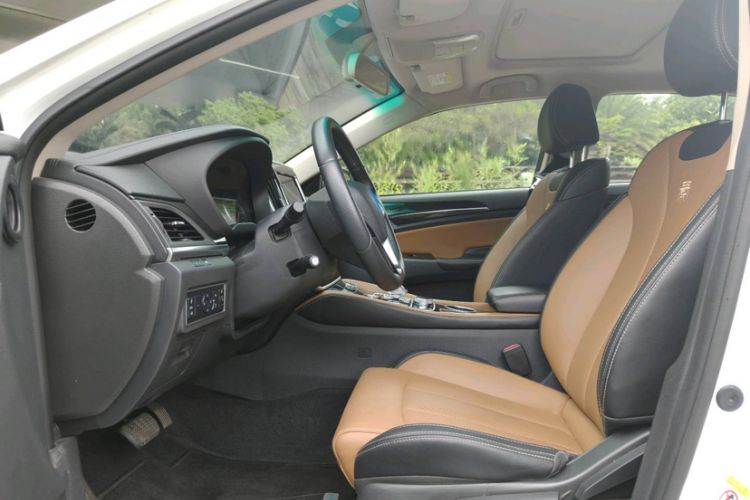 Used BYD Qin New Energy 2017 1.5T Luxury Model Interior 6