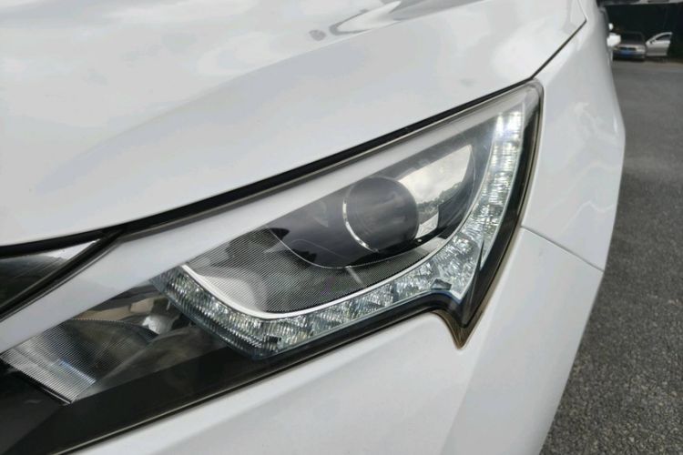 Used BYD Qin New Energy 2017 1.5T Luxury Model Left Front Headlight