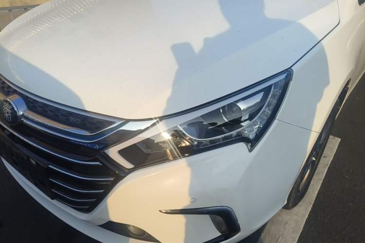 Used BYD Qin New Energy 2017 1.5T Luxury Model Left Front Headlight