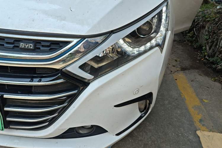 Used BYD Qin New Energy 2017 1.5T Luxury Model Left Front Headlight