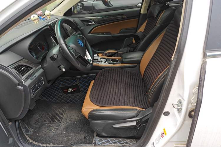 Used BYD Qin New Energy 2017 1.5T Luxury Model Left Front Seat