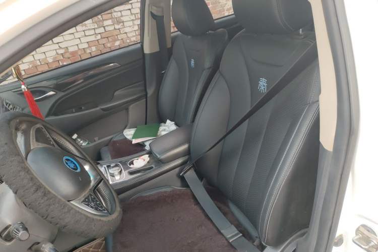 Used BYD Qin New Energy 2017 Qin 1.5T 100 Left Front Seat