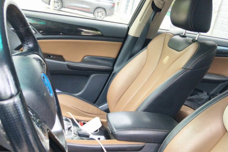 Used BYD Qin New Energy 2017 1.5T Luxury Model Left Front Seat