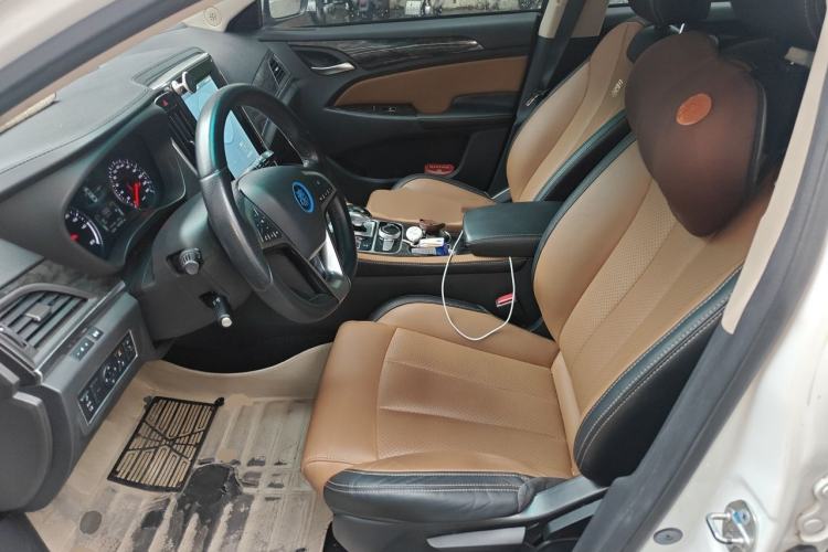 Used BYD Qin New Energy 2017 1.5T Luxury Model Left Front Seat