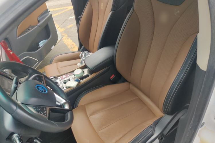 Used BYD Qin New Energy 2017 1.5T Luxury Model Left Front Seat